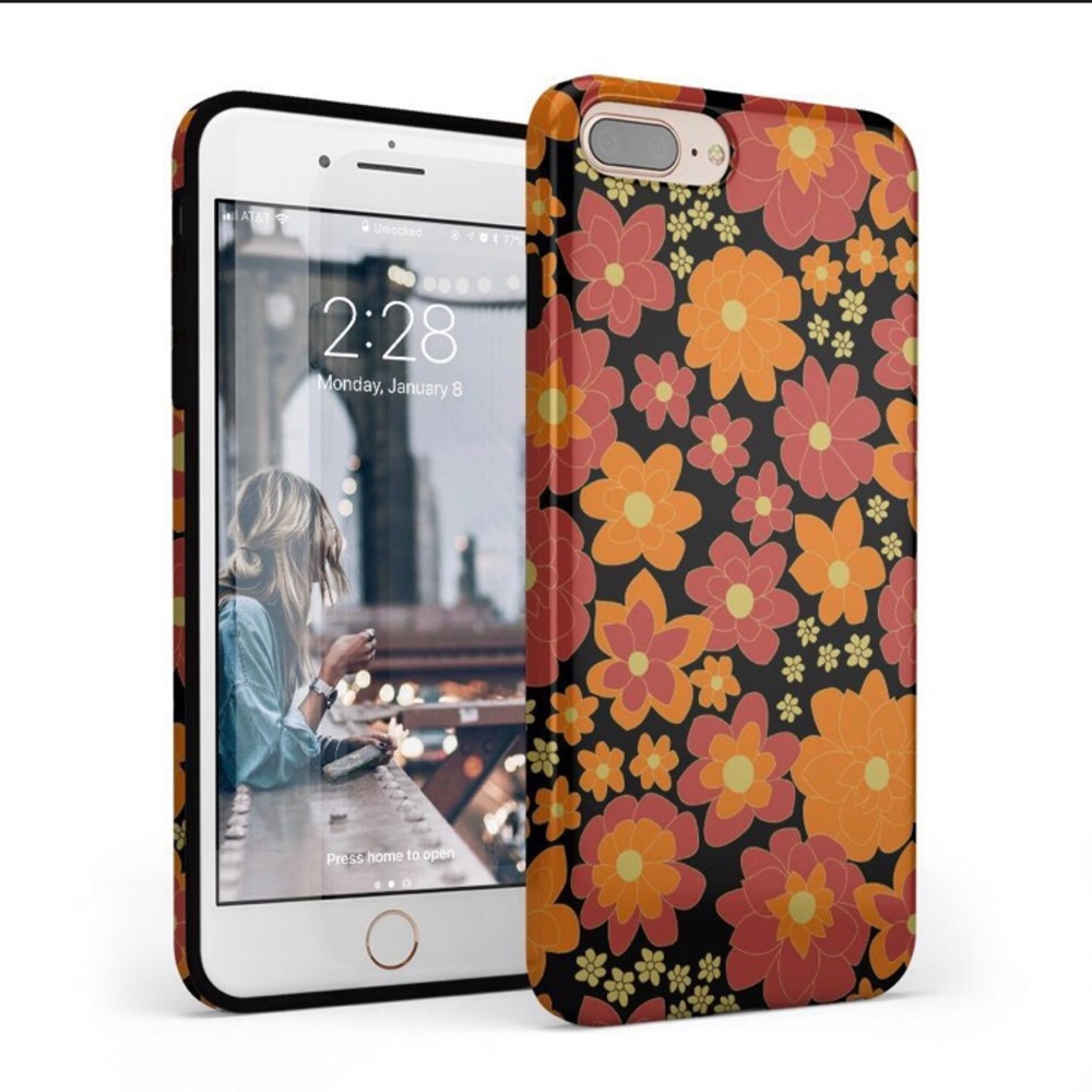 Casely Bright Retro Floral Case iPhone 6S Plus